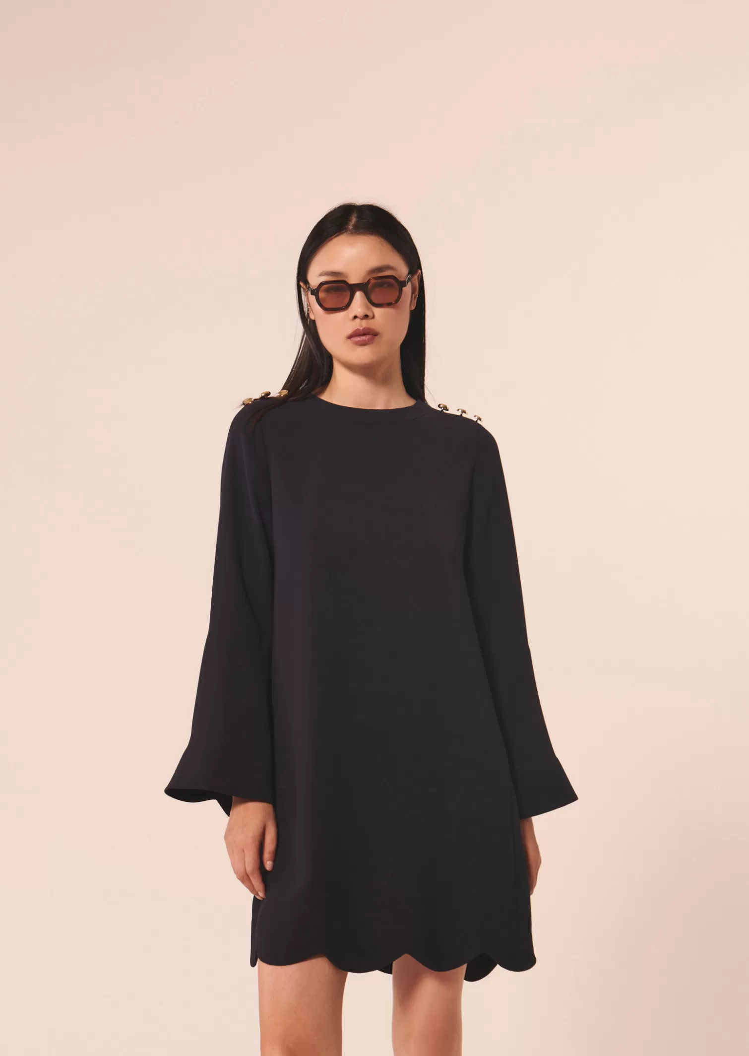 TARA JARMON Robe Ruoda bleu nuit en crêpe< Robes